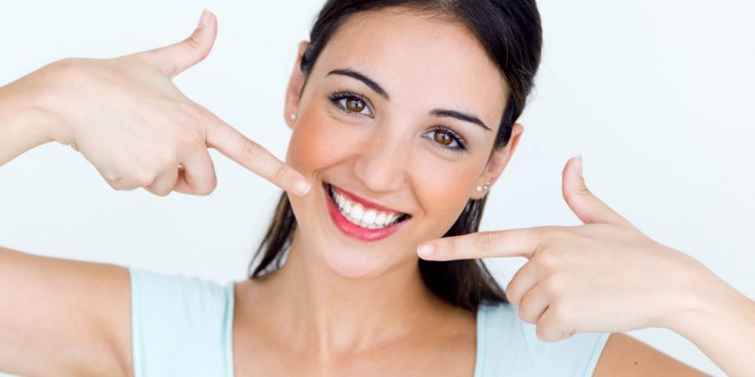 Cómo mantener los resultados de la ortodoncia para toda la vida - Clínica Manuel Rosa